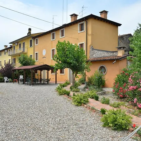 Alloggio per agriturismo Agriturismo Le Mura Del Gherlo *